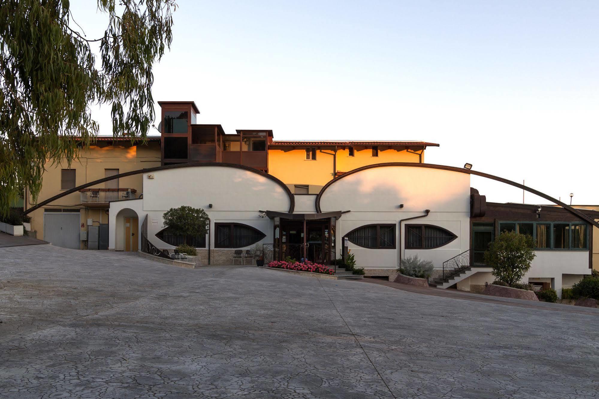 Casa Ferretti Di Ferretti Village Silvi Marina Exterior photo